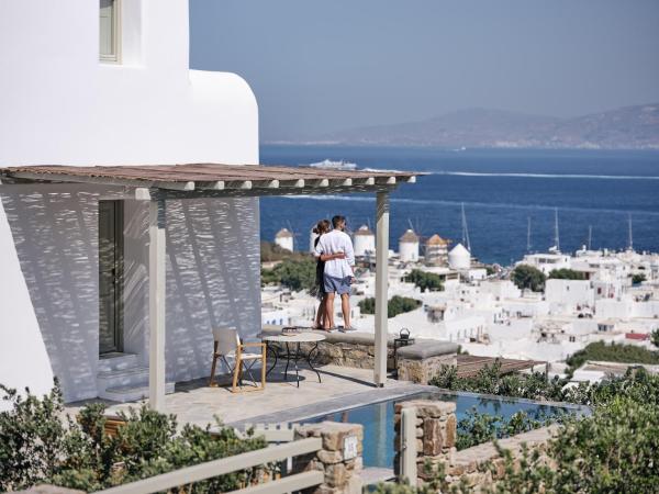 Belvedere Mykonos - Hilltop Rooms & Suites - The Leading Hotels of the World : photo 2 de la chambre chambre hilltop infinity avec piscine privée – vue sur mer