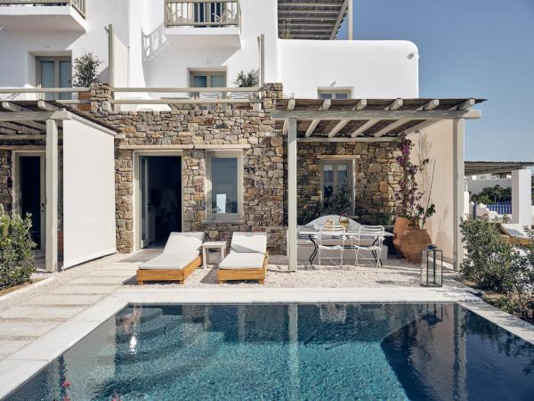 Belvedere Mykonos - Hilltop Rooms & Suites - The Leading Hotels of the World : photo 10 de la chambre suite hilltop infinity avec piscine privée – vue sur mer