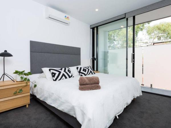 Lola Three Levels of Style with Rooftop Terrace : photo 3 de la chambre maison 3 chambres