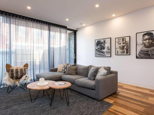 Lola Three Levels of Style with Rooftop Terrace : photo 4 de la chambre maison 3 chambres