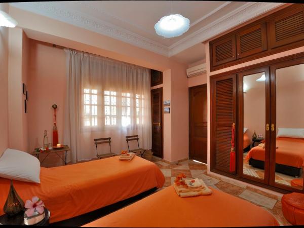 LHOSTEL à Casablanca : photo 2 de la chambre chambre double ou lits jumeaux de luxe avec salle de bains commune