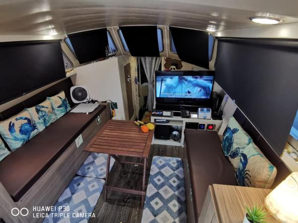 Sweet Elegant Boat Home @ Marina Waterfront : photo 3 de la chambre mobile home