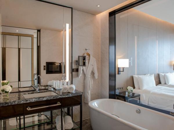 Niccolo Chongqing : photo 3 de la chambre grand hébergement lits jumeaux n2 - vue sur rivière