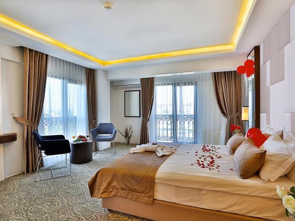 Grand Sagcanlar Hotel : photo 1 de la chambre chambre quadruple