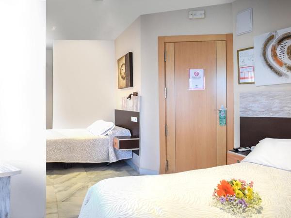 Hotel Albero : photo 4 de la chambre chambre triple
