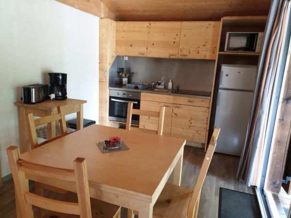 Pyla Chalet et mobilhom 6 personnes Magda : photo 5 de la chambre chalet 2 chambres