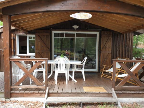 Pyla Chalet et mobilhom 6 personnes Magda : photo 8 de la chambre chalet 2 chambres