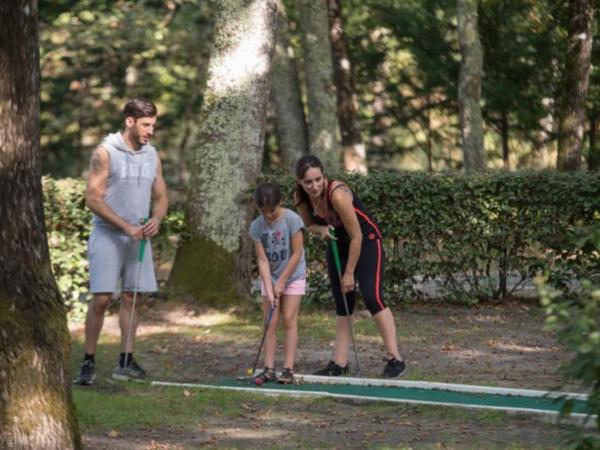 Pyla Chalet et mobilhom 6 personnes Magda : photo 3 de la chambre mobile home