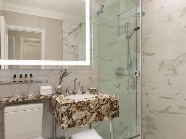 Fairmont Hotel Vancouver : photo 4 de la chambre chambre fairmont gold avec lit king-size