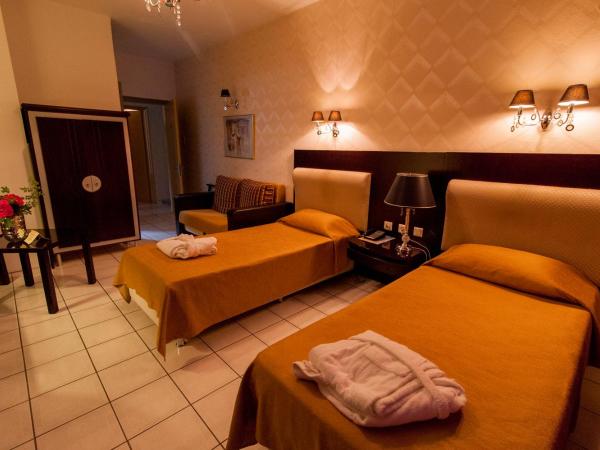 Krikonis Hotel : photo 2 de la chambre chambre double ou lits jumeaux