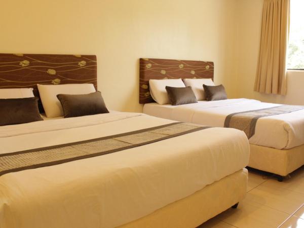 Hotel Bandar Baru Menglembu : photo 1 de la chambre chambre quadruple confort