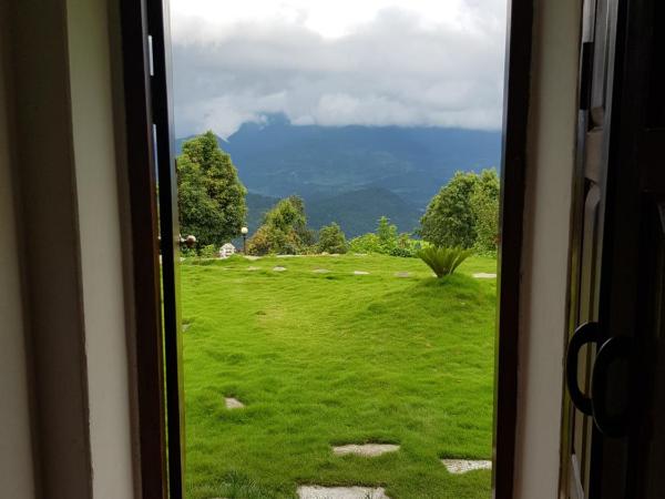 ES Deurali Resort : photo 6 de la chambre chambre triple deluxe