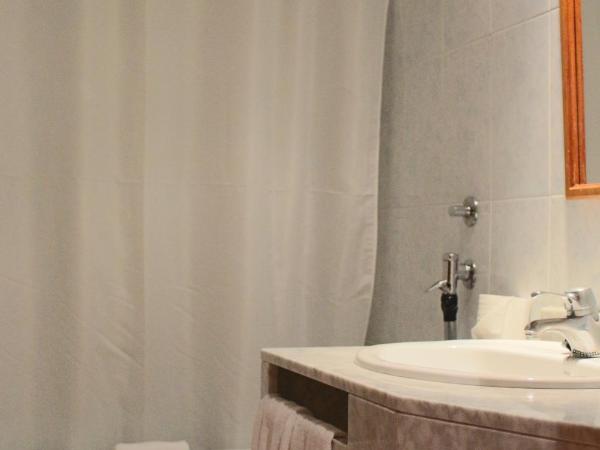 Hotel Santa Faz : photo 4 de la chambre chambre triple