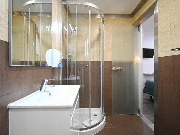 Famous Crows Lisbon Suites : photo 9 de la chambre chambre double ou lits jumeaux avec salle de bains privative - troisième Étage