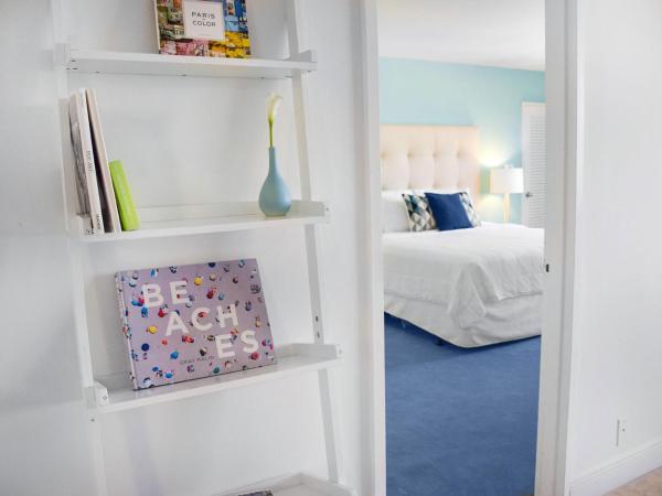 Seacoast Suites on Miami Beach : photo 5 de la chambre suite deluxe 1 chambre avec cuisine, salle de bains et toilettes séparées avec lavabo - vue sur océan