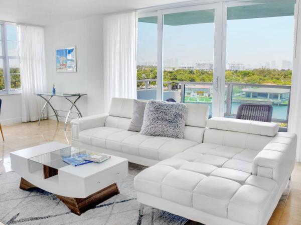 Seacoast Suites on Miami Beach : photo 8 de la chambre suite d'angle principale avec 2 chambres, 2 salles de bains et cuisine - vue sur baie