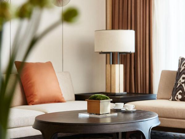 Grand Hyatt Sanya Haitang Bay Resort and Spa : photo 3 de la chambre chambre lit king-size de luxe avec piscine privée