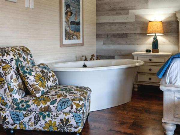 Prestige Beach House, WorldHotels Crafted : photo 2 de la chambre chambre lit king-size avec bain à remous