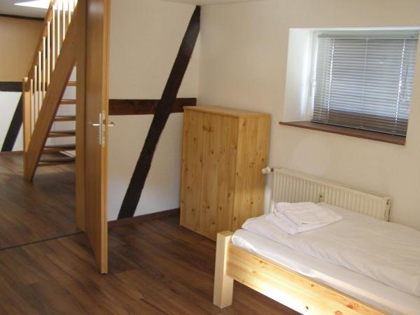 Hotel Alt Vinnhorst : photo 3 de la chambre appartement 3 chambres