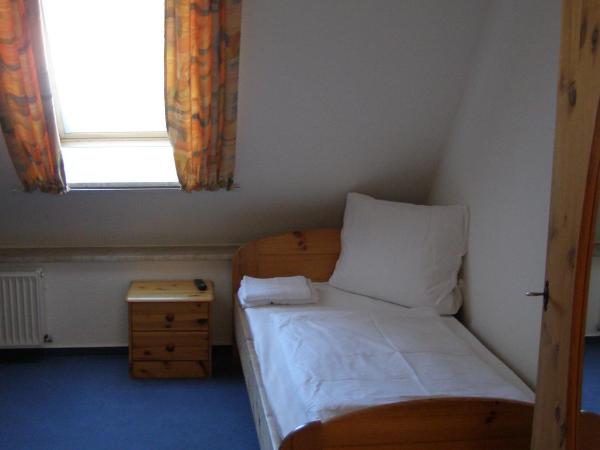 Hotel Alt Vinnhorst : photo 3 de la chambre chambre simple