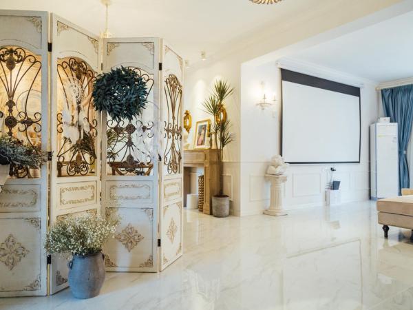 [Roader] Wuhan Jianghan District, Xinhua Road : photo 5 de la chambre appartement avec balcon