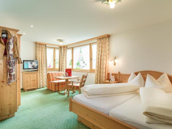 Hotel Post Sport- und Wellness : photo 2 de la chambre chambre double supérieure - annexe