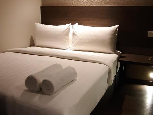 MIICO Hotel @ Mount Austin : photo 6 de la chambre chambre lit queen-size