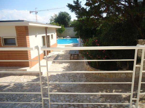 Villa Dafne : photo 6 de la chambre chambre familiale avec balcon