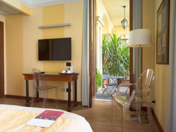 Hotel Gran Duca Di York : photo 6 de la chambre chambre double avec balcon