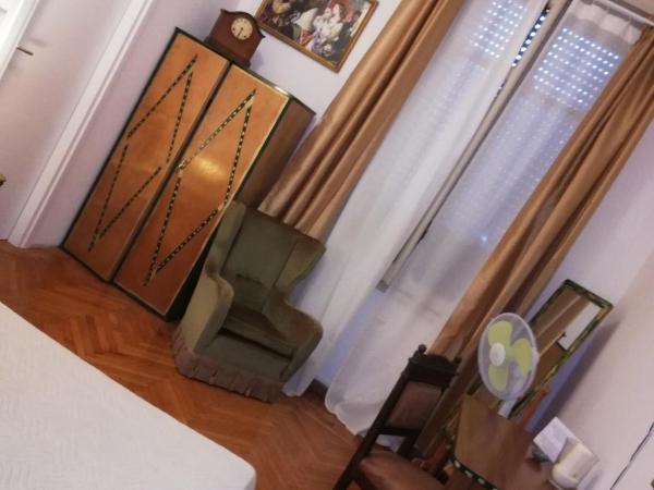 Residenza Rubbiani - Fermata Fiera e Rizzoli : photo 5 de la chambre chambre double avec salle de bains privative