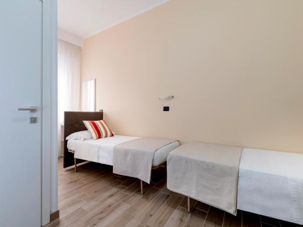 Hotel Maria Serena : photo 3 de la chambre chambre lits jumeaux