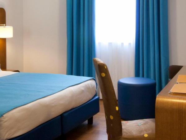 Hotel Plaza : photo 1 de la chambre chambre double confort