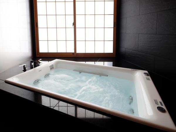 Hotel Gajoen Tokyo : photo 7 de la chambre suite lit king-size japonaise