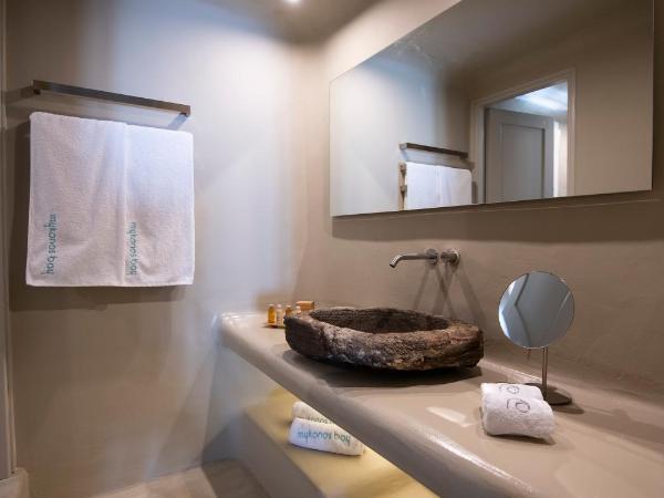 Mykonos Bay Resort & Villas : photo 2 de la chambre résidence supérieure premium avec jacuzzi extérieur - bâtiment annexe 