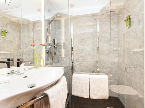 Living Hotel Berlin Mitte : photo 6 de la chambre chambre double deluxe