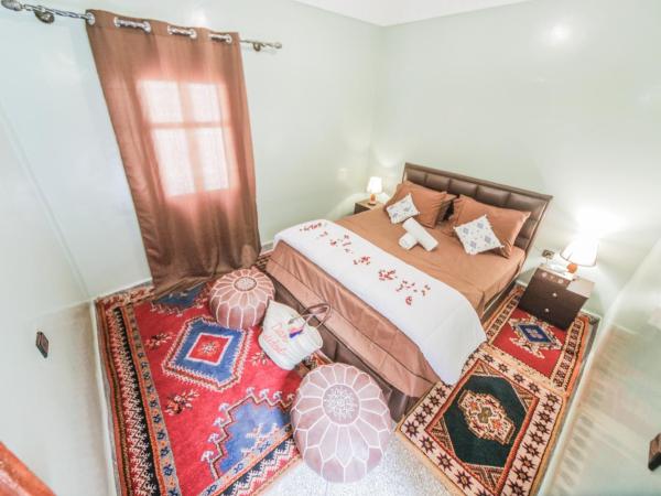 Dar Widad : photo 3 de la chambre chambre double avec salle de bains commune