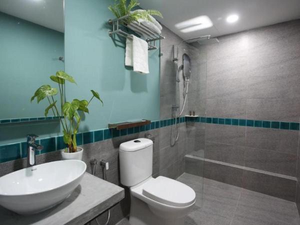 H Boutique Hotel Xplorer Loke Yew : photo 1 de la chambre chambre lit king-size