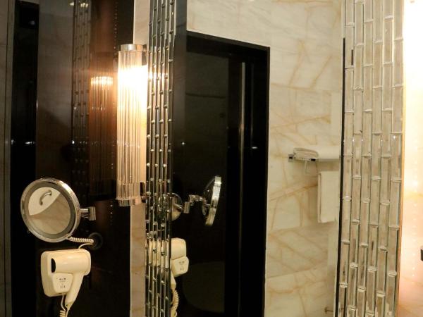 Pacific Regency Hotel Suites : photo 5 de la chambre suite premier de luxe lits jumeaux