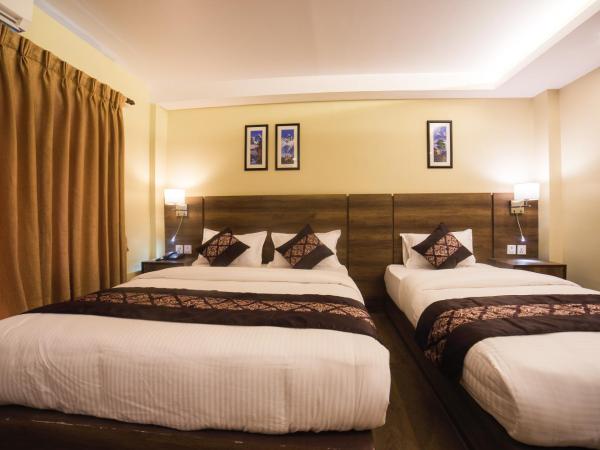 Ganapati Airport Hotel : photo 5 de la chambre chambre familiale