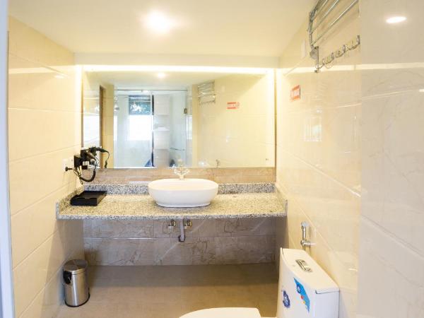 Ganapati Airport Hotel : photo 4 de la chambre chambre deluxe