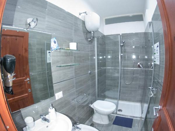 B&B Le isole : photo 1 de la chambre chambre double avec balcon