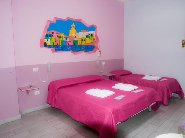 B&B Le isole : photo 5 de la chambre chambre quadruple classique