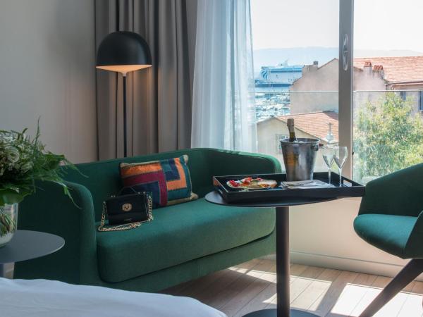 Mercure Ajaccio : photo 4 de la chambre chambre double privilège avec vue sur la piscine