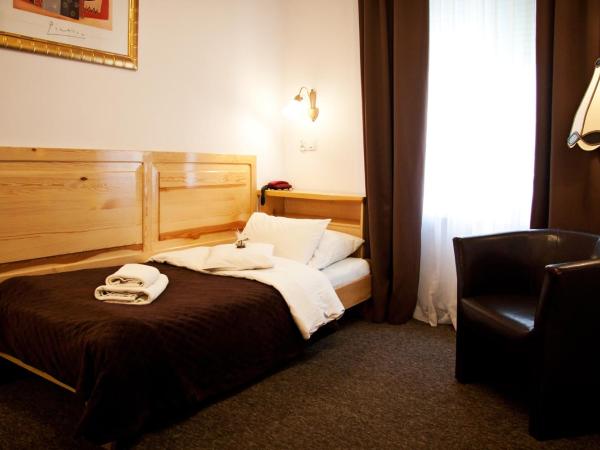Hotel Pod Orłem : photo 1 de la chambre chambre simple standard