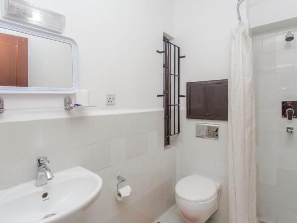 Fuji Hotel : photo 3 de la chambre chambre double ou lits jumeaux standard avec ventilateur