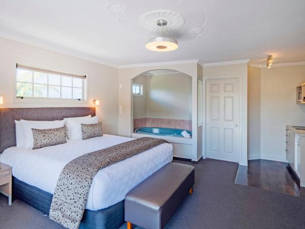 Silver Fern Rotorua Suites & Spa : photo 9 de la chambre studio exécutif avec piscine spa