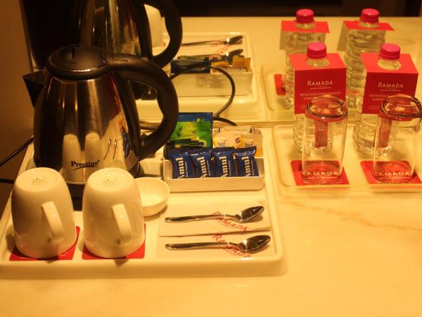 Ramada by Wyndham Jaipur Jaisinghpura : photo 1 de la chambre king suite (non smoking)