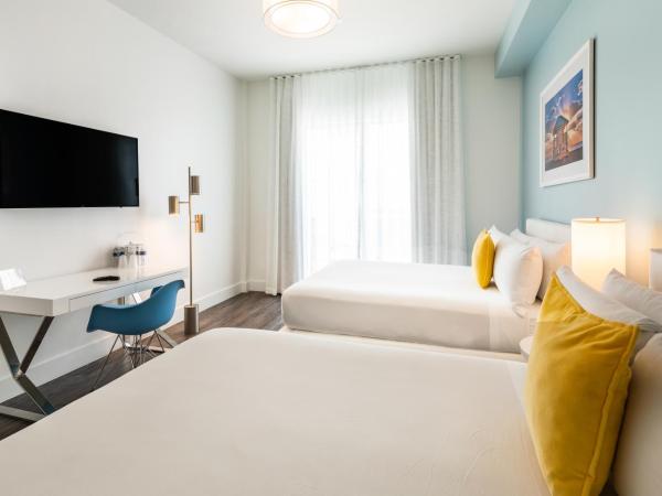 President Hotel : photo 1 de la chambre chambre de luxe villa avec 2 lits queen-size