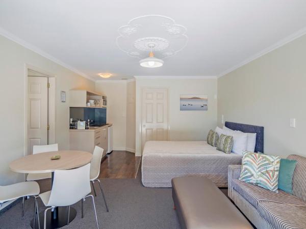 Silver Fern Rotorua Suites & Spa : photo 9 de la chambre family one bedroom suite with spa pool