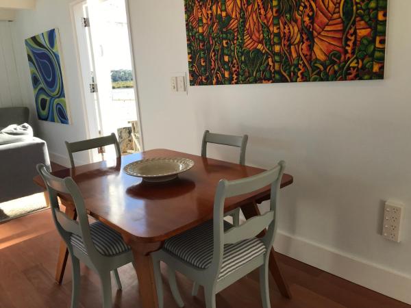 The Boat House : photo 7 de la chambre bungalow - front de mer 